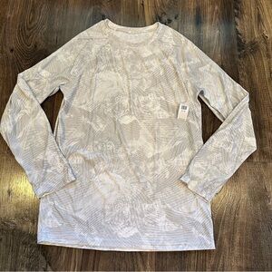NWT Boy’s Old Navy Active Breathe On Gray Long Sleeve Shirt Youth Sz XXL (18)